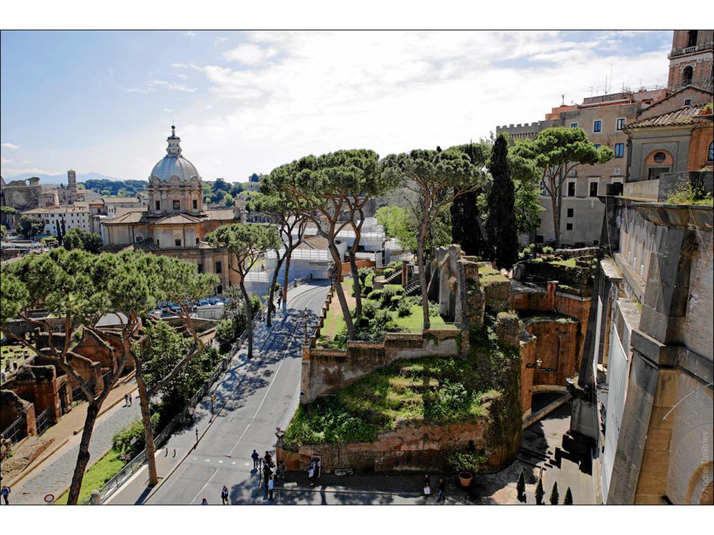 Luxury - Vicolo Palle Roma