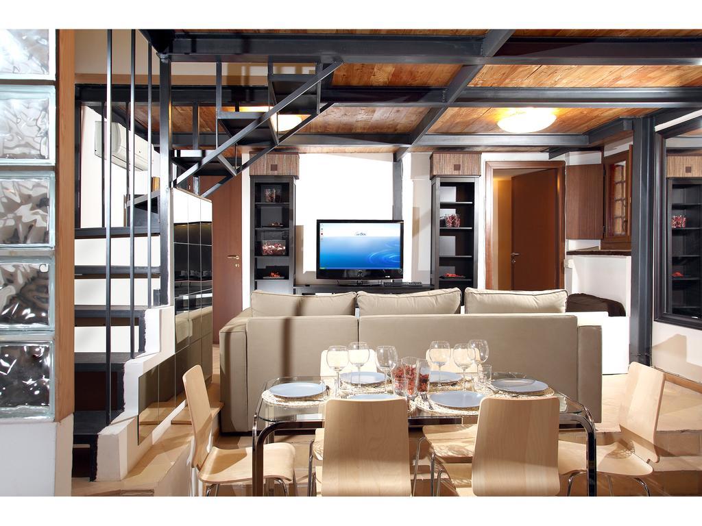 Luxury - Vicolo Palle